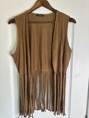 cha cha vente Tan Faux-Suede Western Fringe Vest